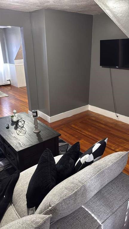 Building Photo - 63 Messina St