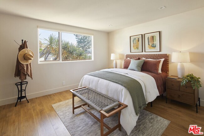 Building Photo - 12425 Texas Ave