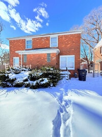 Building Photo - 12131 Schaefer Hwy