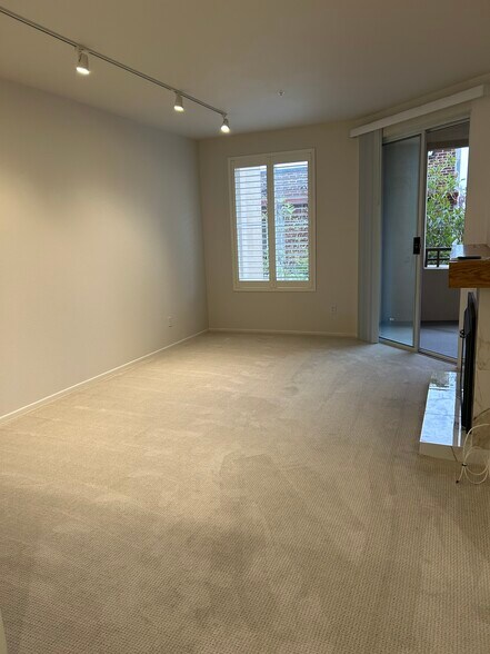 Building Photo - 1301 Cabrillo Ave