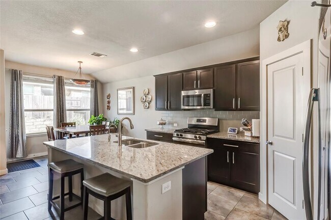 Building Photo - 231 Windswept Wy