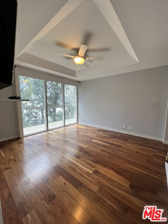 Building Photo - 2160 Century Pk E