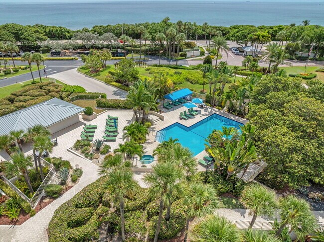 Building Photo - 4301 N Ocean Blvd
