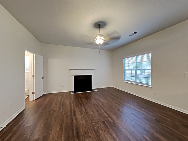 Building Photo - 4759 Centurian Way View