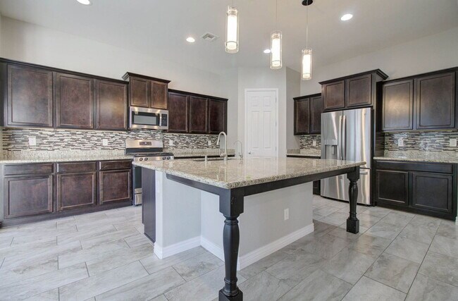 Building Photo - 4617 E Walter Way