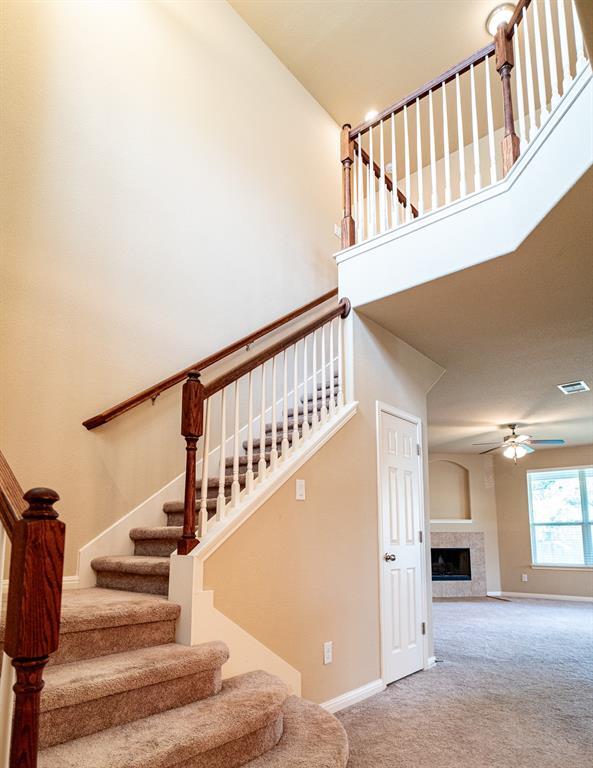 Building Photo - 2301 Giddens Dr