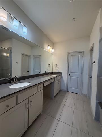 Building Photo - 2625 Dodson St