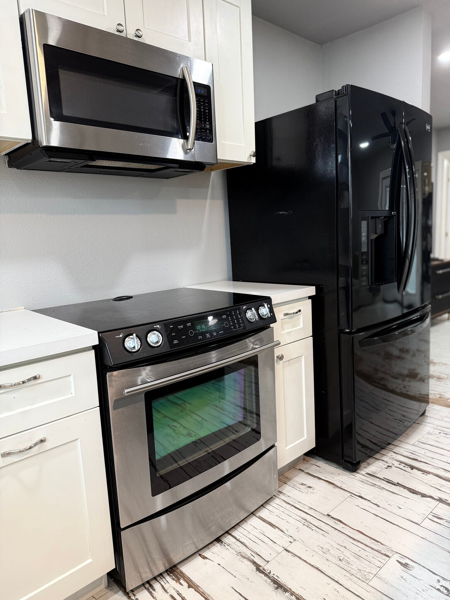 Building Photo - 10804 E State Highway 29