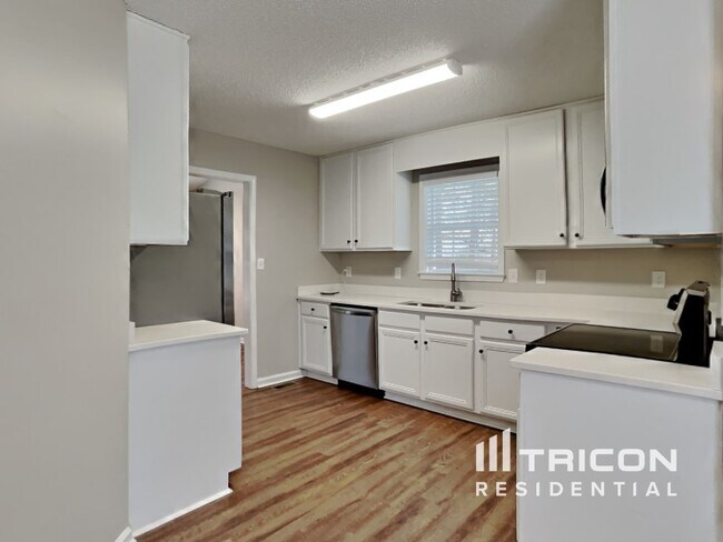 Building Photo - 69 Gray Ghost Street Benson NC