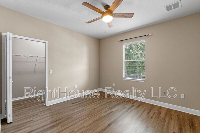 Building Photo - 130 Southern Pecan Cir