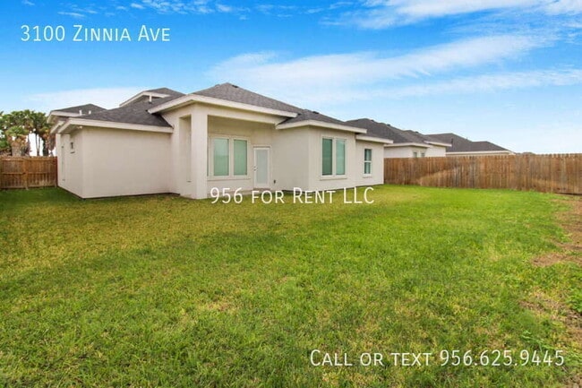Building Photo - 3100 E Zinnia Ave