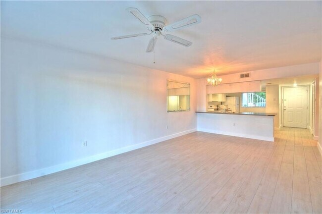 Building Photo - 2330 Naples Trace Cir