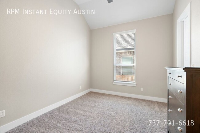 Building Photo - 124 Millbend Rd