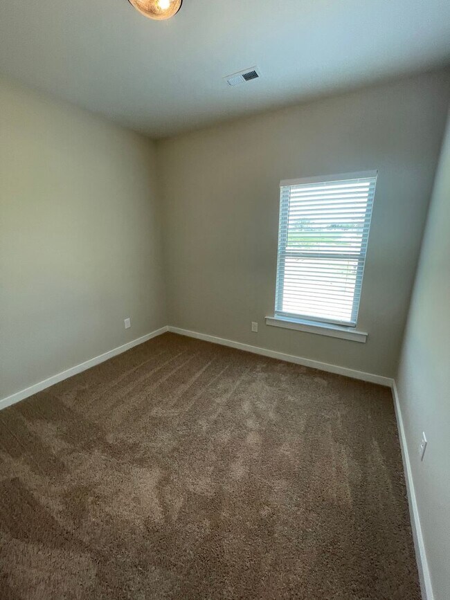 Building Photo - Home for Rent in Eva, AL!! Available to Vi...