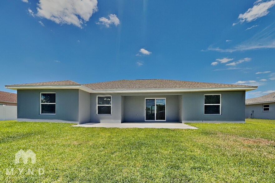 Building Photo - 55 NW 45th Loop