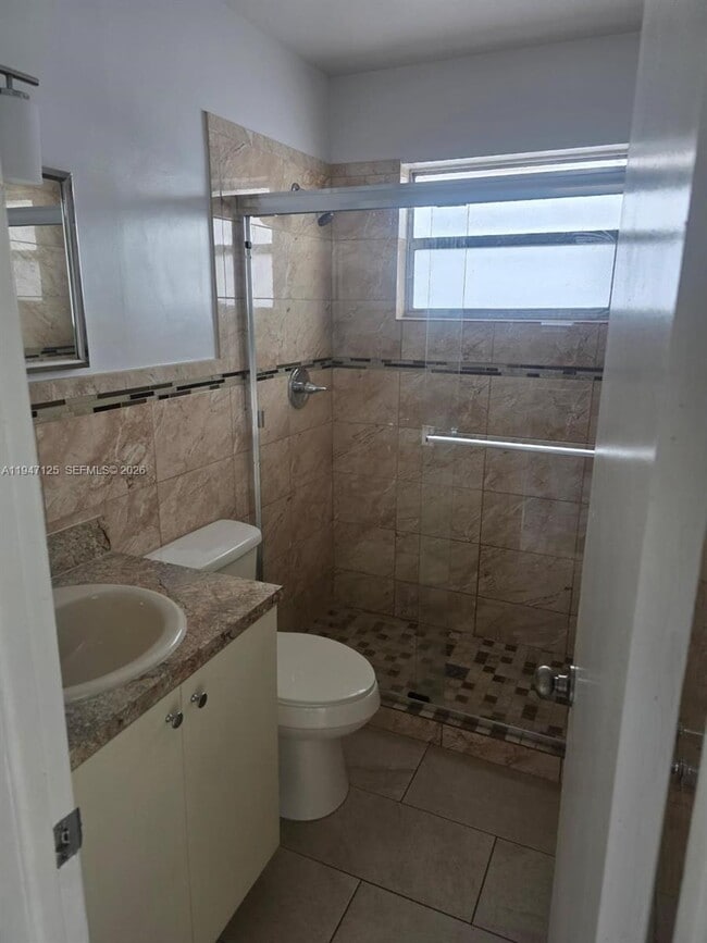 Building Photo - 1575 NW 1st St