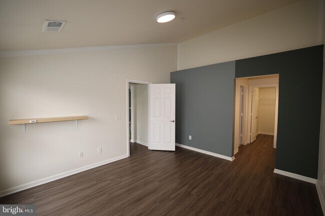 Building Photo - 45090 Brae Terrace