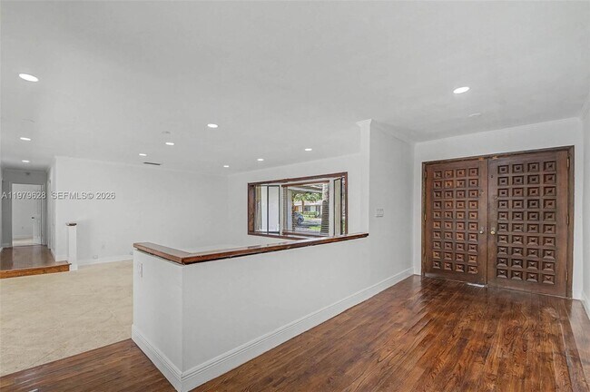 Building Photo - 13621 SW 103rd Ave