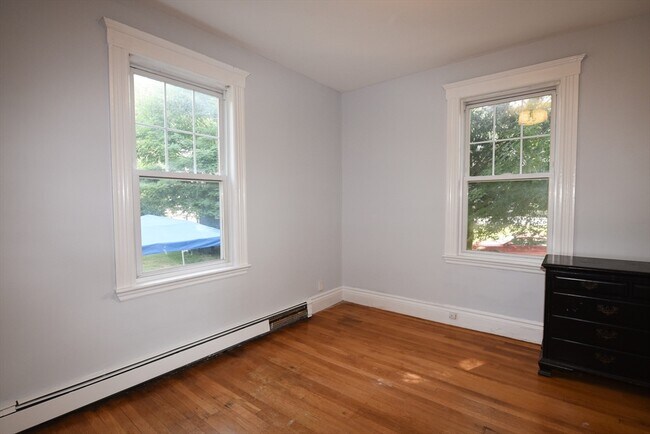 Building Photo - 218 Wachusett St