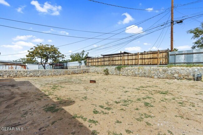 Building Photo - 7917 San Paulo Dr