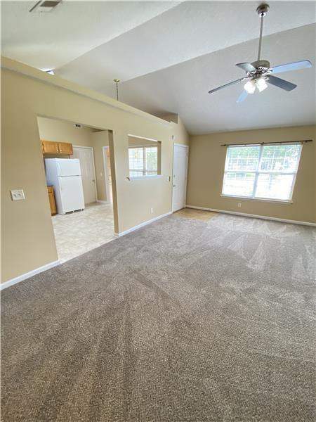 Building Photo - 11 Blue Gill Ln