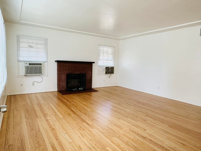 Building Photo - Single-Story Home on a Large Lot in Redlands