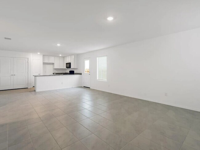 Building Photo - 7109 Gray Wolf Ln