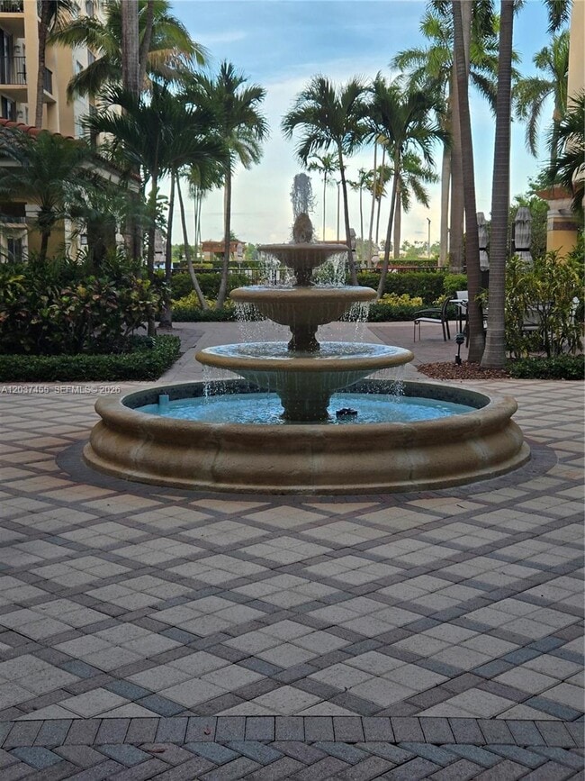 Building Photo - 1801 N Flagler Dr