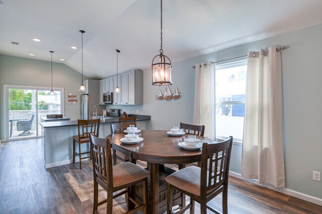 Building Photo - 5446 Windantide Rd