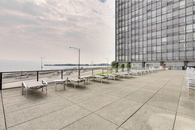 Building Photo - 900 N Lake Shore Dr