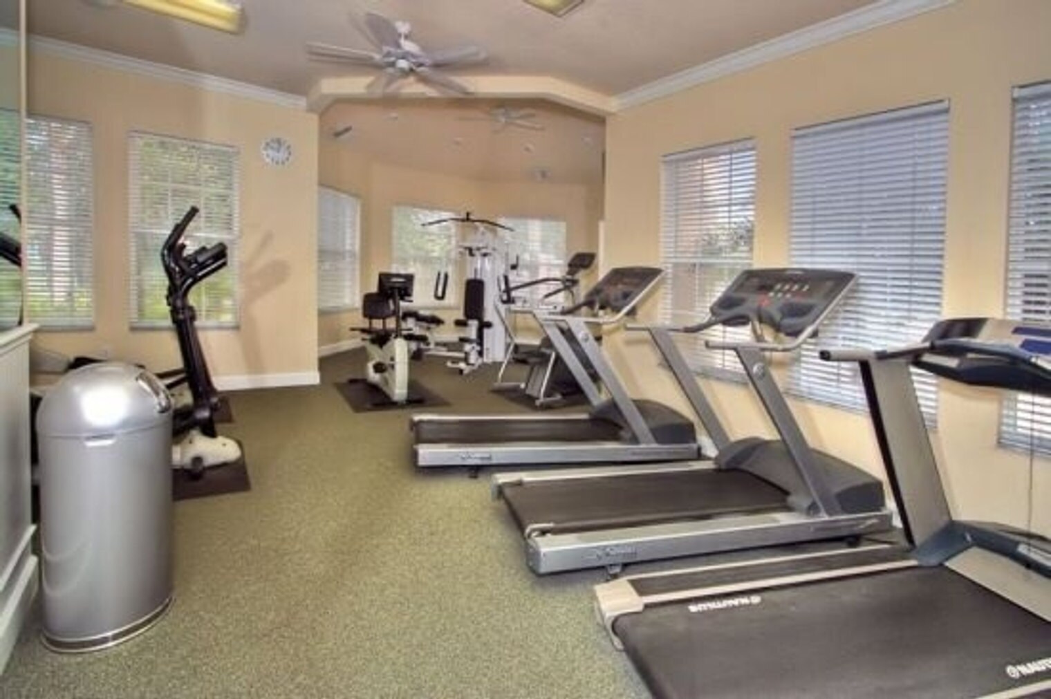 Building Photo - 8107 Coconut Pl