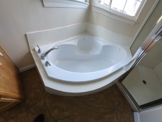 Building Photo - Super close to Poly- Approx. 1000 feet from Cal Poly Grand Avenue entrance-VERY CLOSE!!!