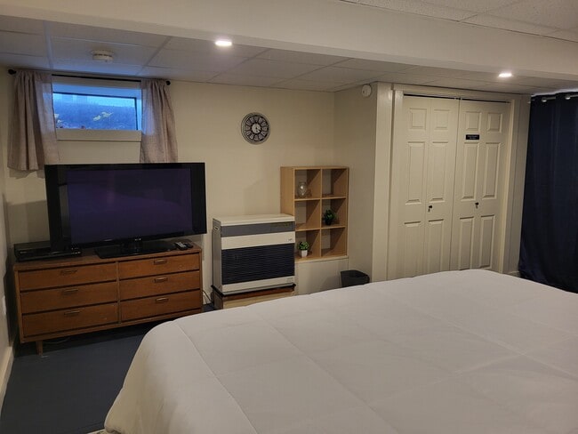 Building Photo - 30 Main St