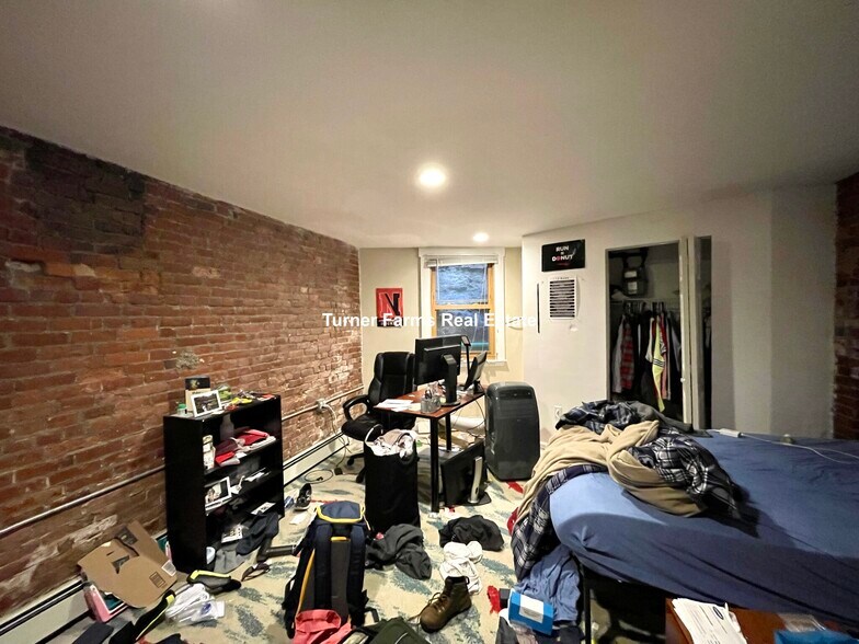 Building Photo - 480 Massachusetts Ave