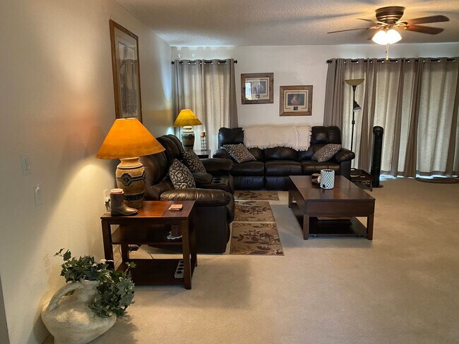 Building Photo - Lovely home with all the comforts of home.  All in Leisure World, a 45+ Active Adult Resort Commu...