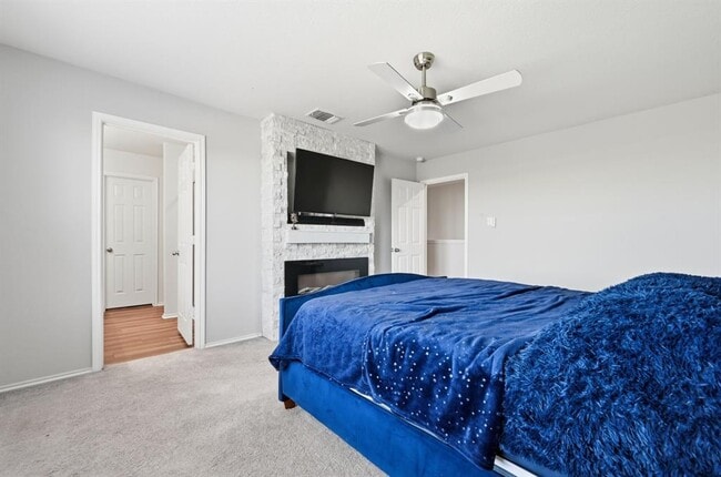 Building Photo - 632 Pepperbark Loop