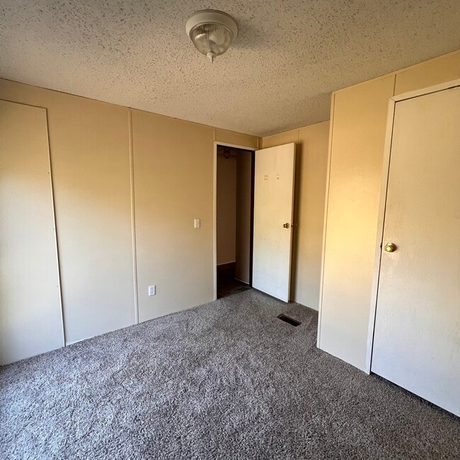Building Photo - 1477 Holly Grove Rd