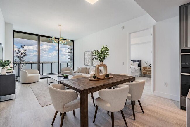 Building Photo - 3015 S Ysabella Ave