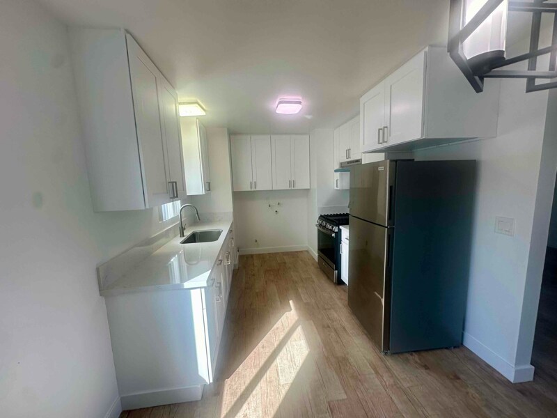 Building Photo - 24319 Narbonne Ave