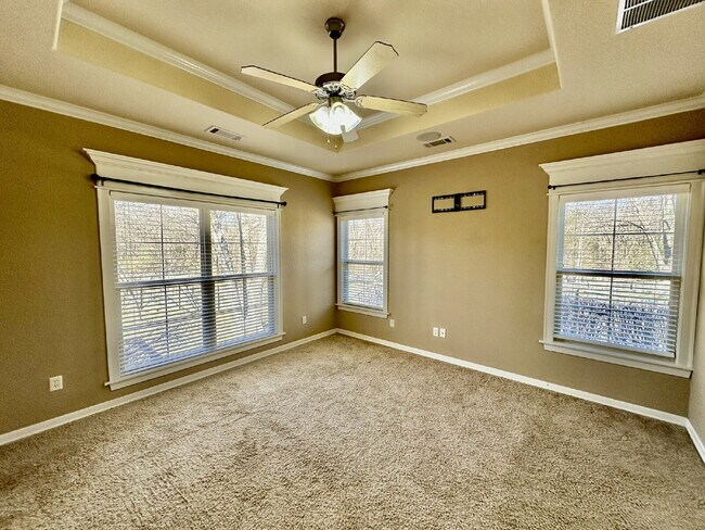 Building Photo - 2591 N Tragalger Dr.