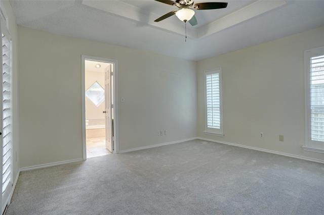 Building Photo - 108 Mesquitewood St