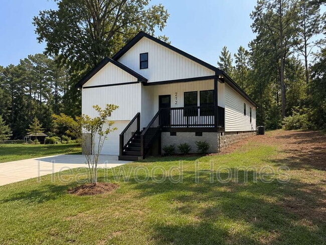Building Photo - 212 Lincolnshire Blvd