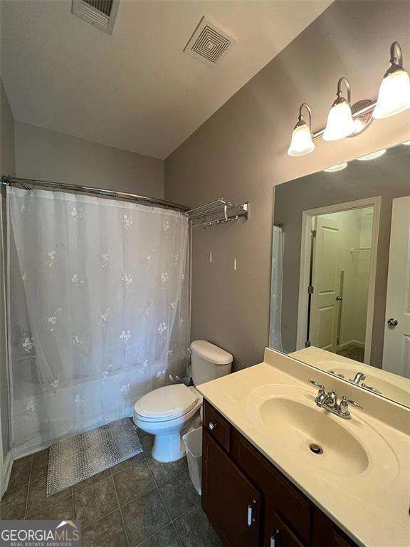 Building Photo - 6996 Kingswood Run Dr