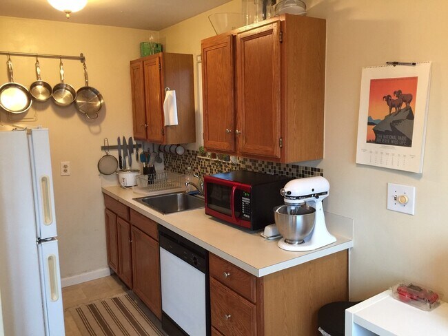 Interior Photo - Marine Vista