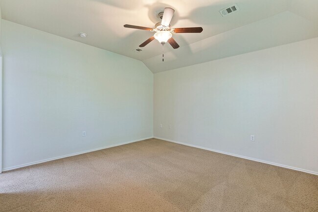 Building Photo - Beautiful 3 bedroom, 2 bathroom home in Southeast Austin!!!