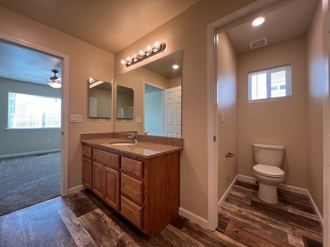 Building Photo - ~~Newer 3 BEDROOM Fernley Home~~