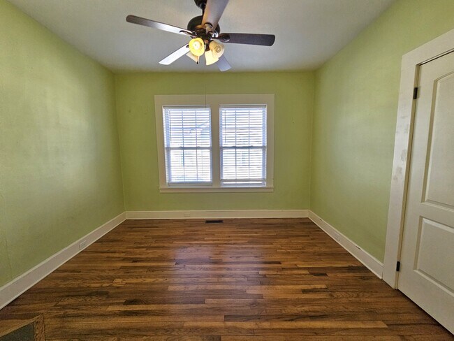 Building Photo - 23 McAdoo Ave