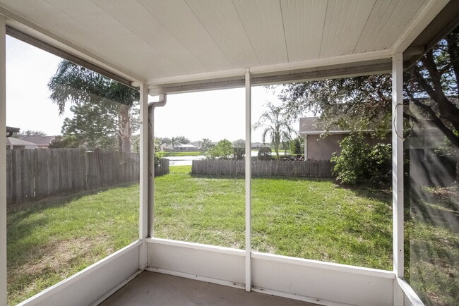 Building Photo - 6748 Monarch Park Dr