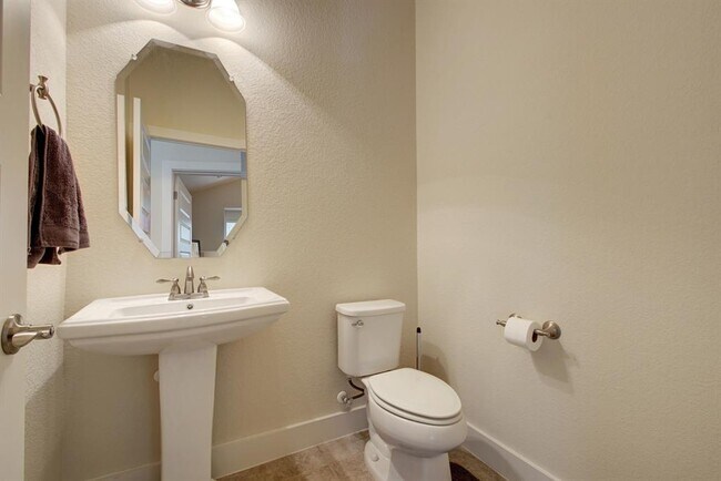 Building Photo - 12205 Cottage Promenade Ct