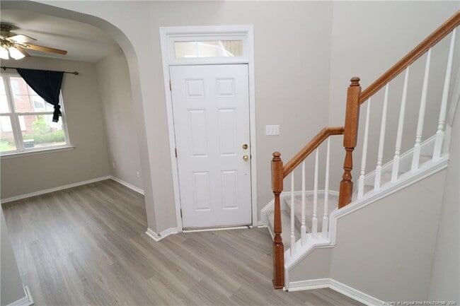 Building Photo - 104 Bell Tower Way